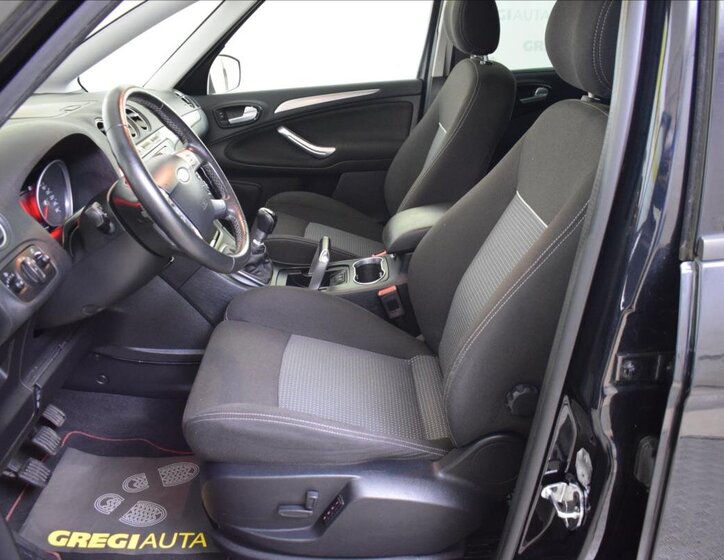 Ford S-MAX MPV 1,6 l 118 kw