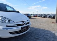 Peugeot 807 MPV 2,0 l 100 kw
