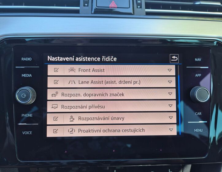 Volkswagen Passat 27