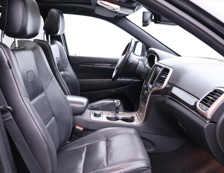 Jeep Grand Cherokee SUV / Terénní 3,0 l 184 kw