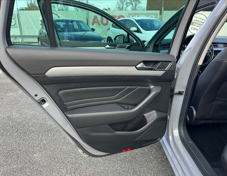 Volkswagen Passat Kombi 2,0 l 110 kw