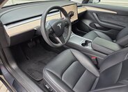 Tesla Model 3 Sedan / Limuzína 0,0 208 kw