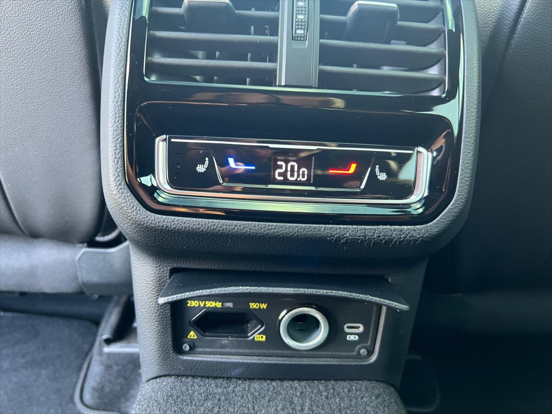 Volkswagen Arteon Kombi 2,0 l 147 kw