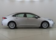 Toyota Corolla Sedan 1,5 l 92 kw