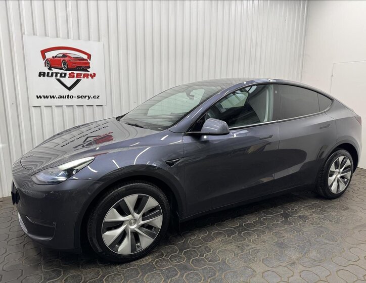 Tesla Model Y SUV 0,0 378 kw