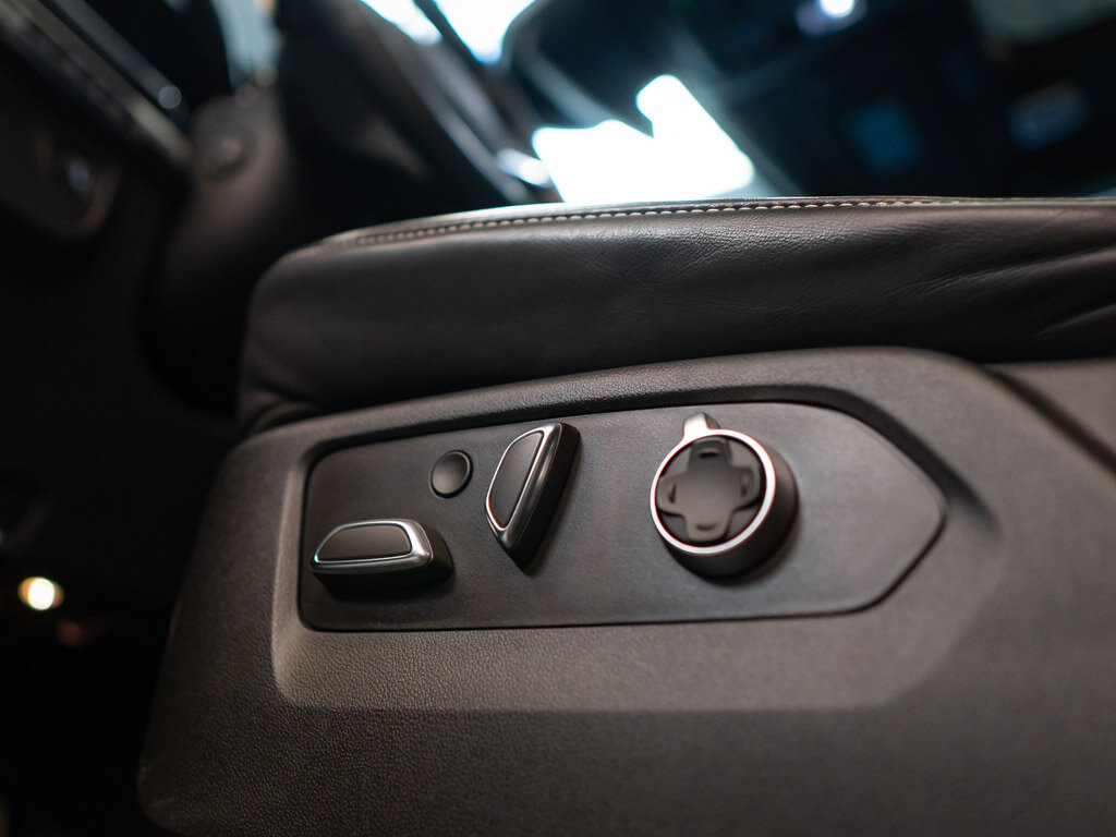 Cadillac Escalade SUV / Terénní 6,2 l 313 kw