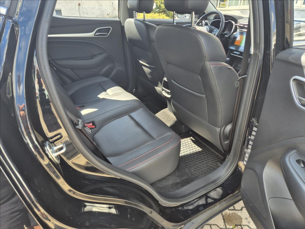 MG ZS Hatchback 1,5 l 78 kw