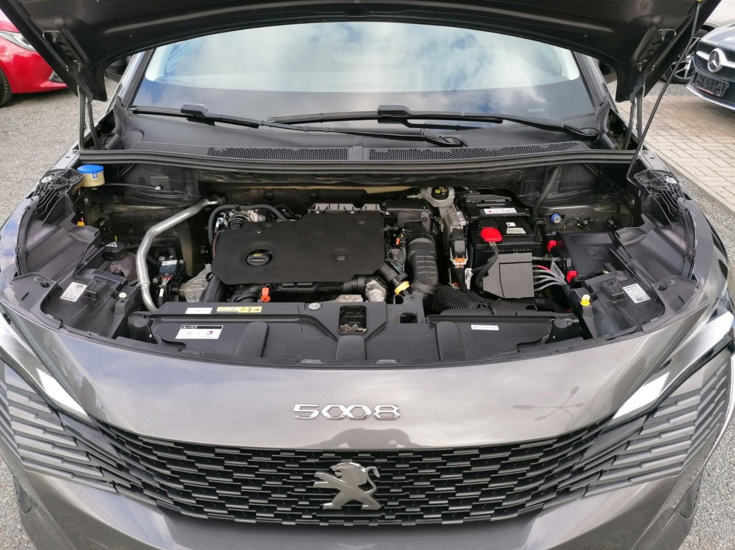 Peugeot 5008 SUV / Terénní 1,5 l 96 kw