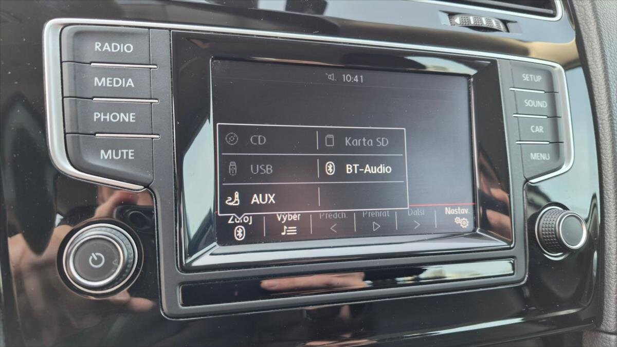 Volkswagen Golf Kombi 1,6 l 77 kw