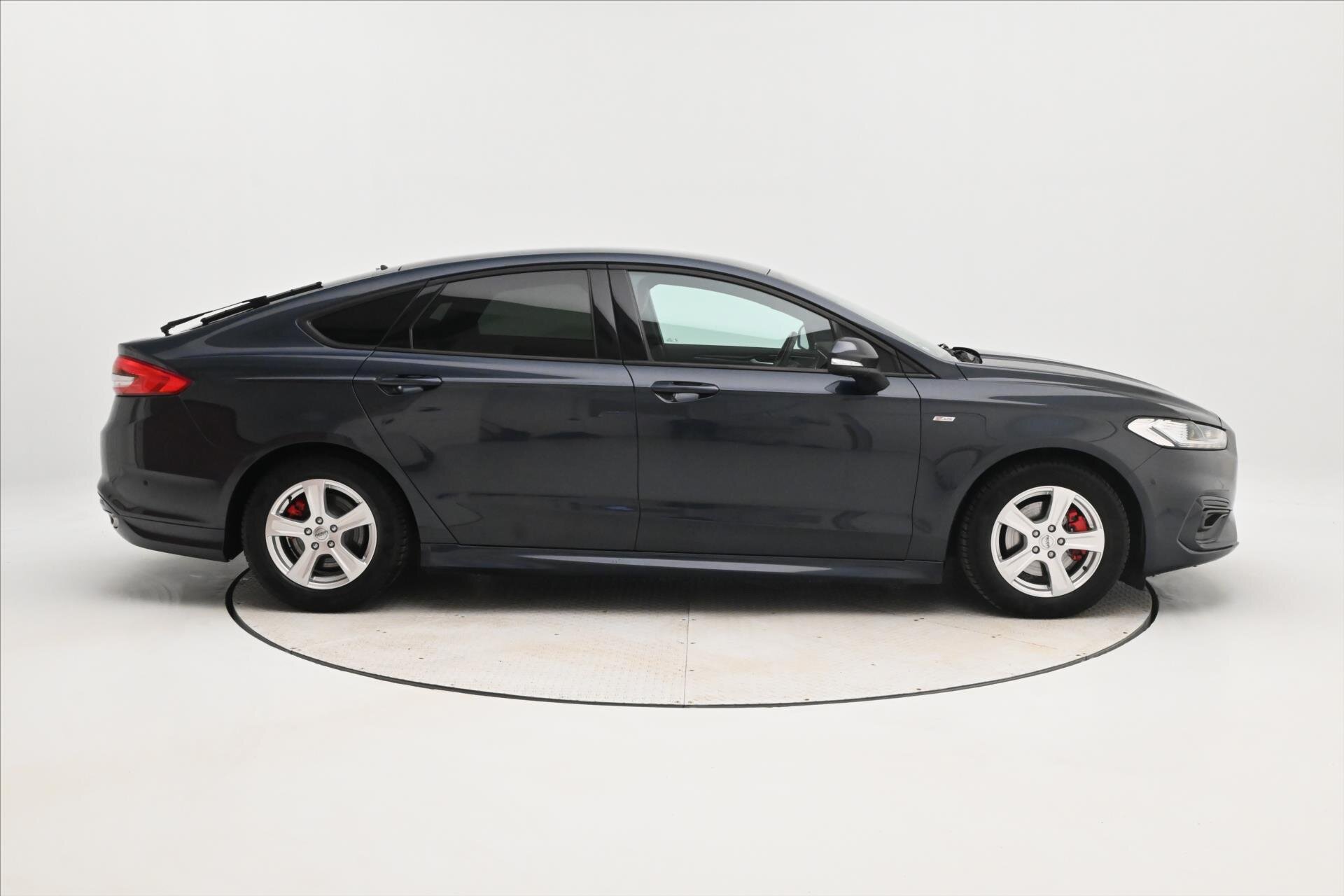 Ford Mondeo Sedan 2,0 l 140 kw