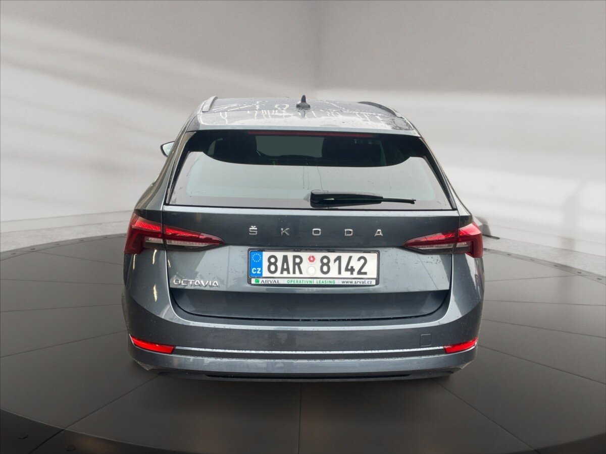 Škoda Octavia Kombi 2,0 l 85 kw