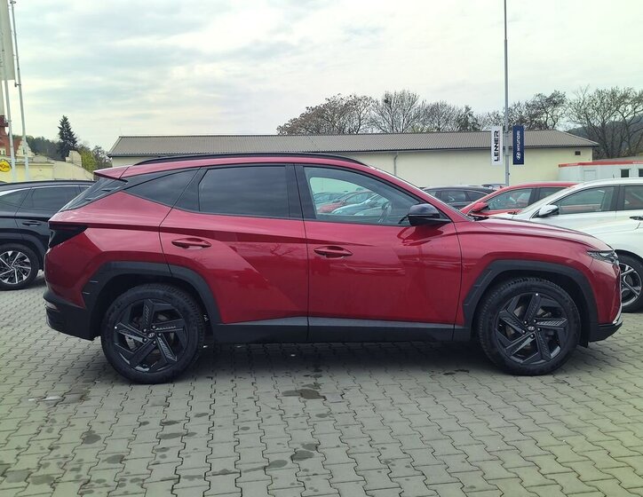 Hyundai Tucson SUV / Terénní 1,6 l 110 kw