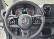Mercedes-Benz Sprinter 11