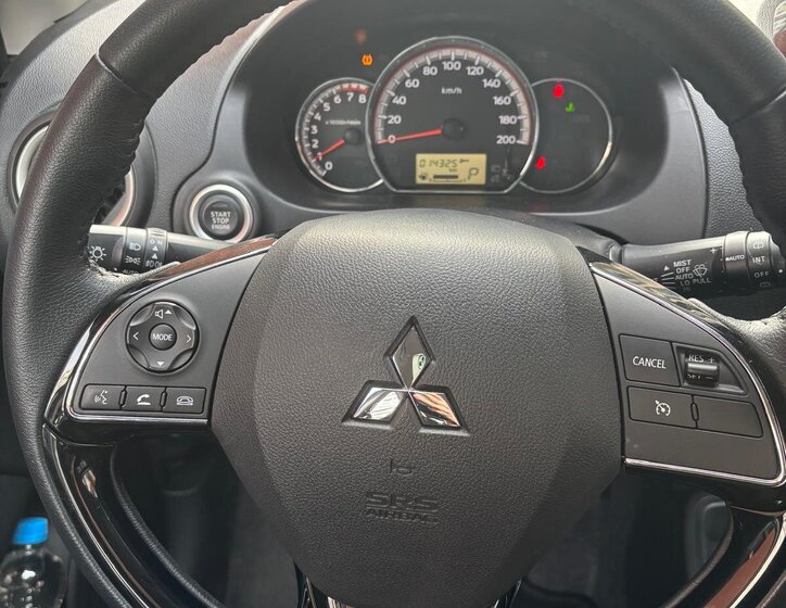 Mitsubishi Space Star Hatchback 1,2 l 52 kw