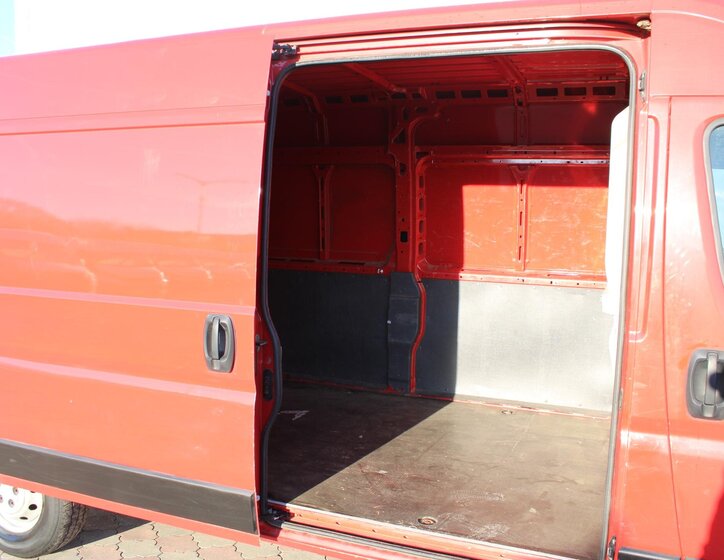 Peugeot Boxer 8