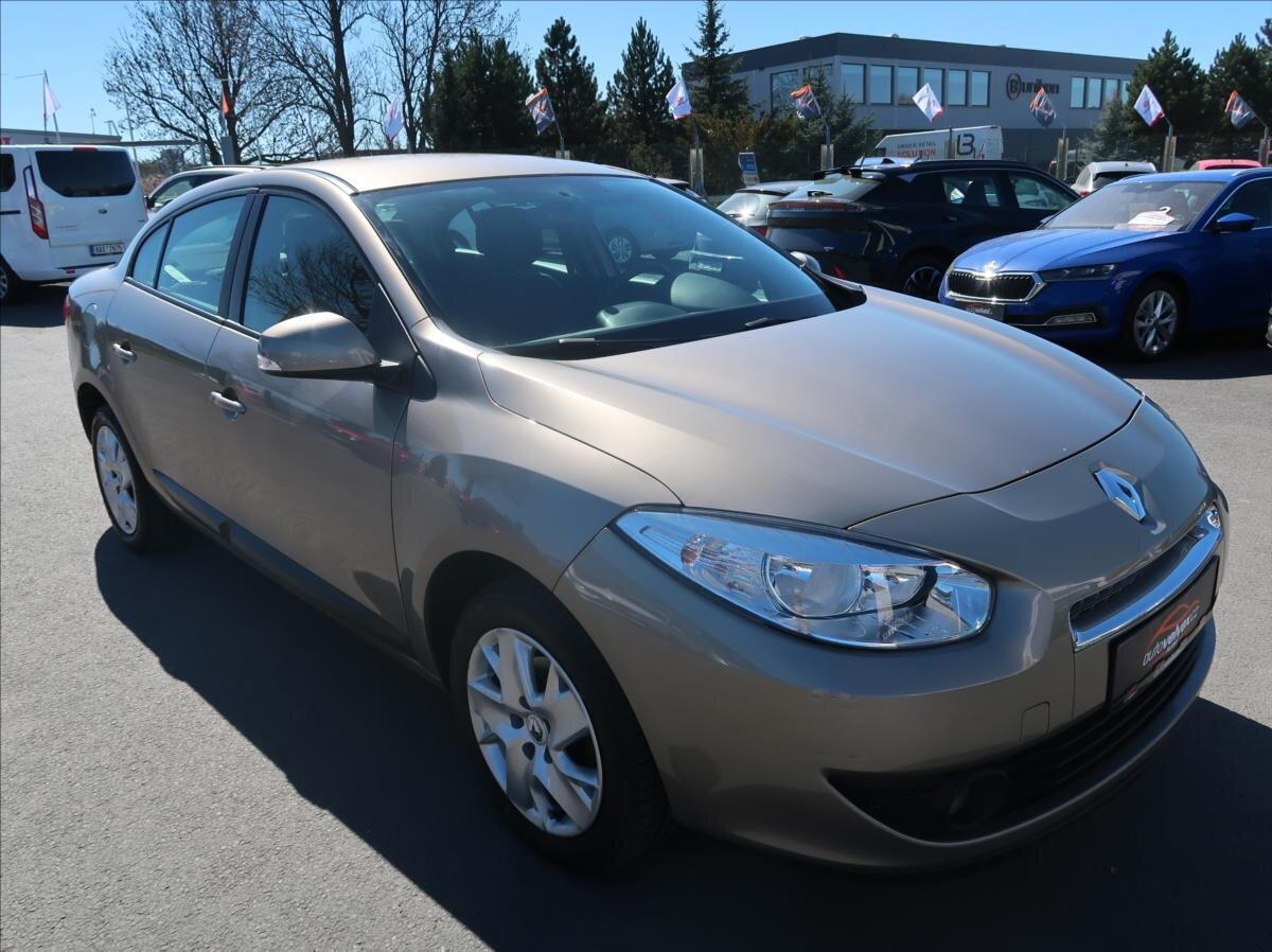 Renault Fluence Sedan / Limuzína 1,6 l 81 kw