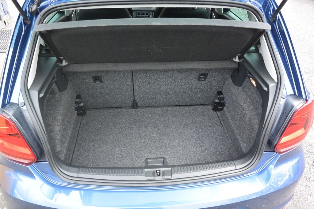 Volkswagen Polo Hatchback 999,0 55 kw