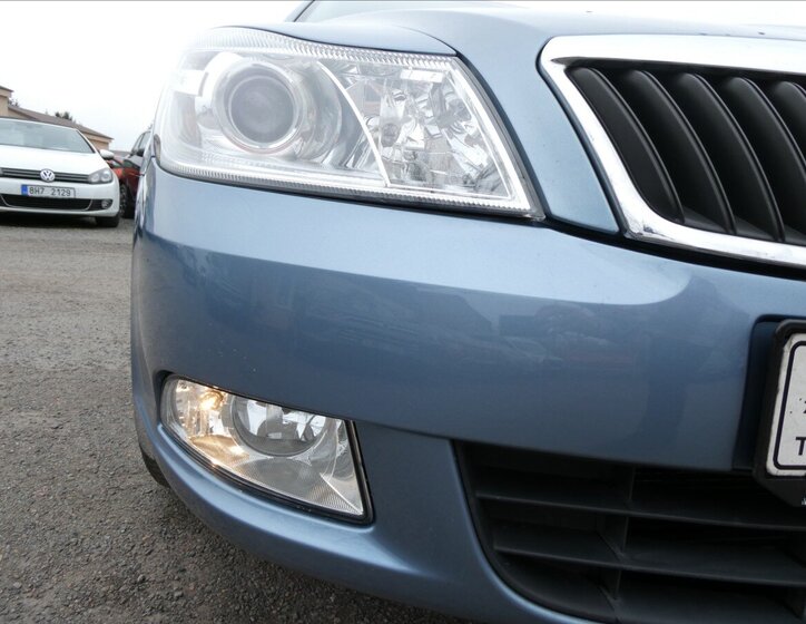 Škoda Octavia Sedan / Limuzína 1,6 l 75 kw