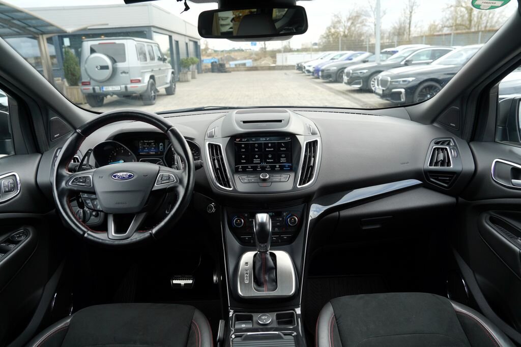 Ford Kuga SUV / Terénní 2,0 l 132 kw