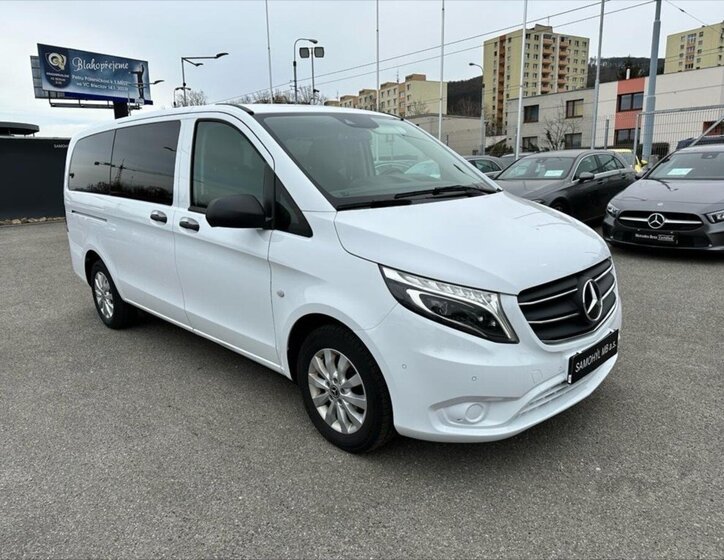 Mercedes-Benz Vito 9