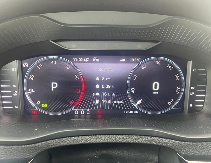 Škoda Karoq SUV 1,5 l 110 kw