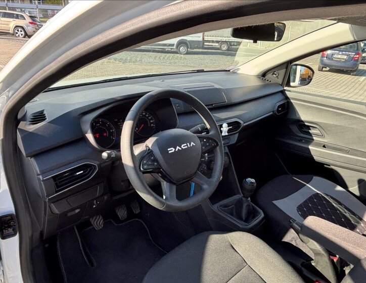 Dacia Sandero Hatchback 999,0 49 kw