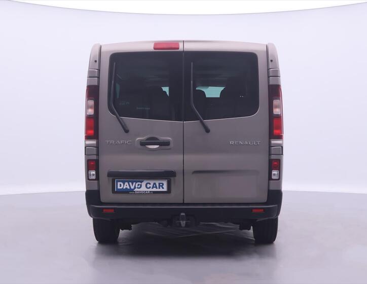 Renault Trafic 6