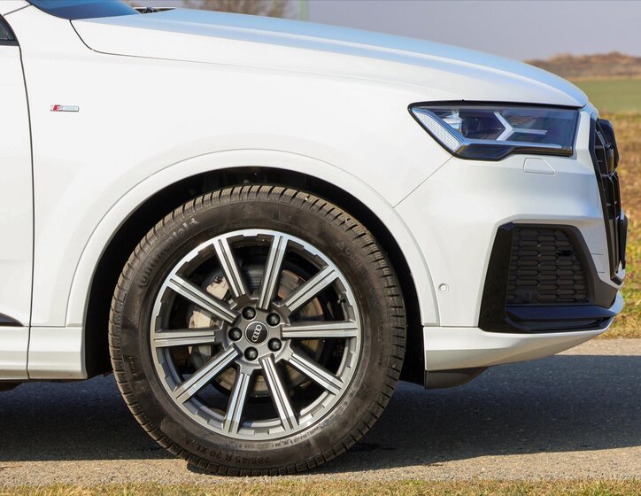 Audi Q7 SUV / Terénní 3,0 l 210 kw