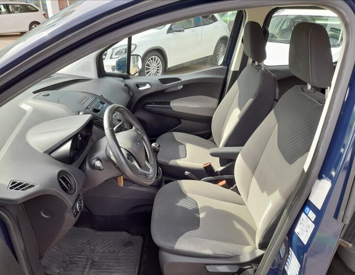 Ford Tourneo Courier MPV 998,0 74 kw