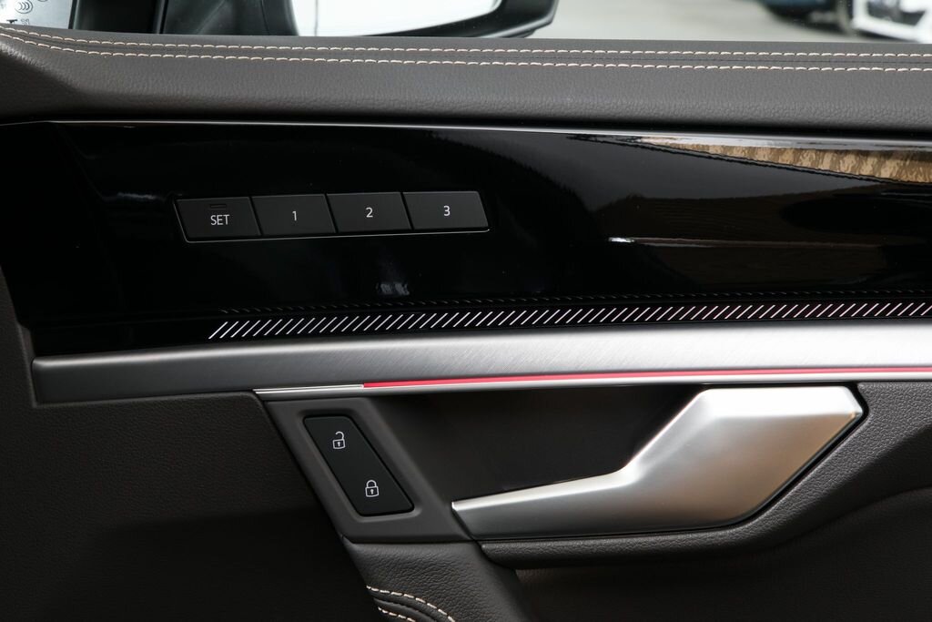 Volkswagen Touareg SUV / Terénní 3,0 l 210 kw