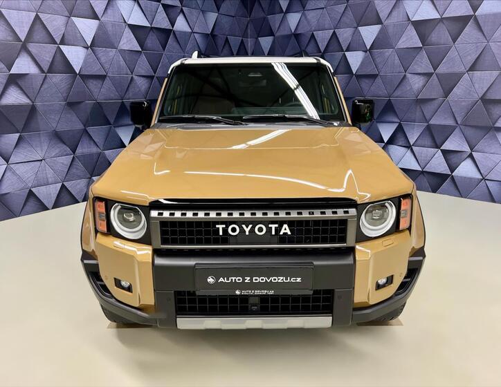 Toyota Land Cruiser 2