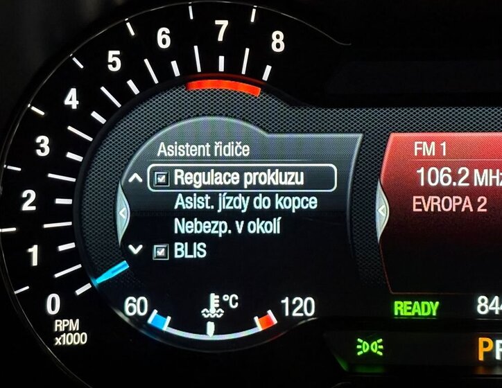 Ford S-MAX MPV 2,5 l 140 kw