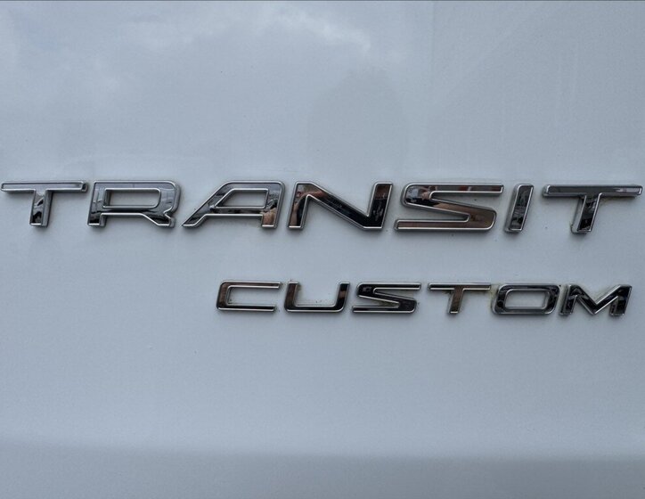 Ford Transit Custom Kombi 2,0 l 96 kw