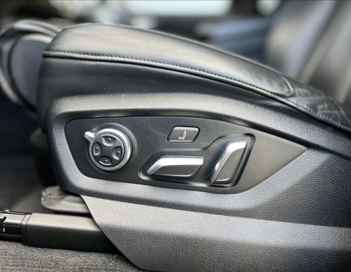 Audi SQ7 SUV 4,0 l 320 kw