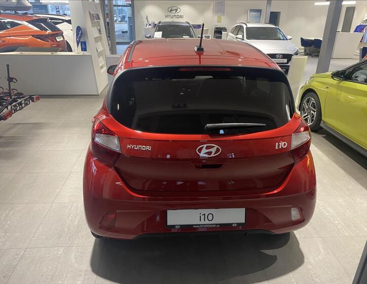 Hyundai i10 3