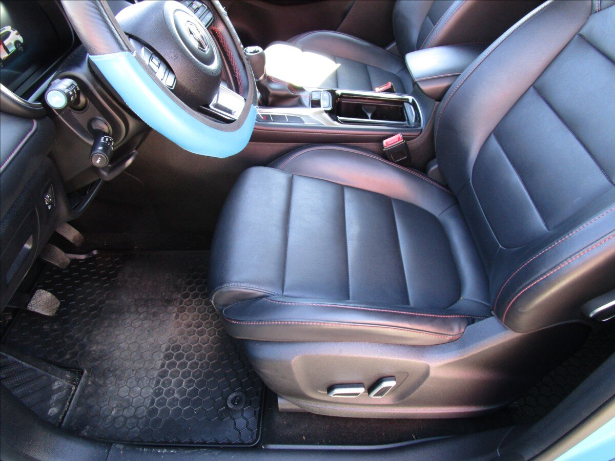 MG HS Hatchback 1,5 l 119 kw