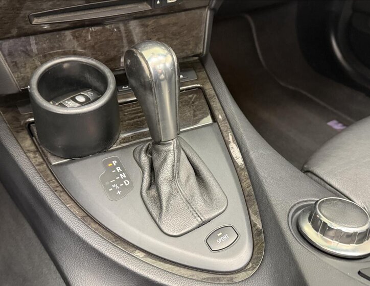 BMW Řada 6 Kabriolet 3,0 l 190 kw