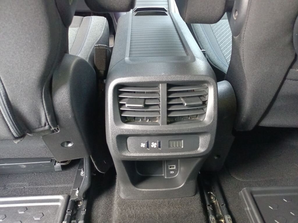 Peugeot Rifter MPV 1,5 l 75 kw