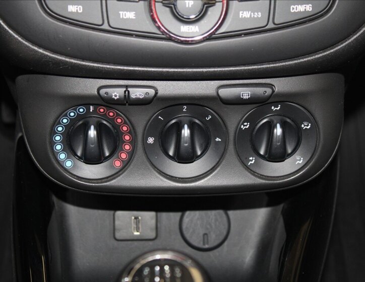 Opel Corsa Hatchback 1,4 l 66 kw