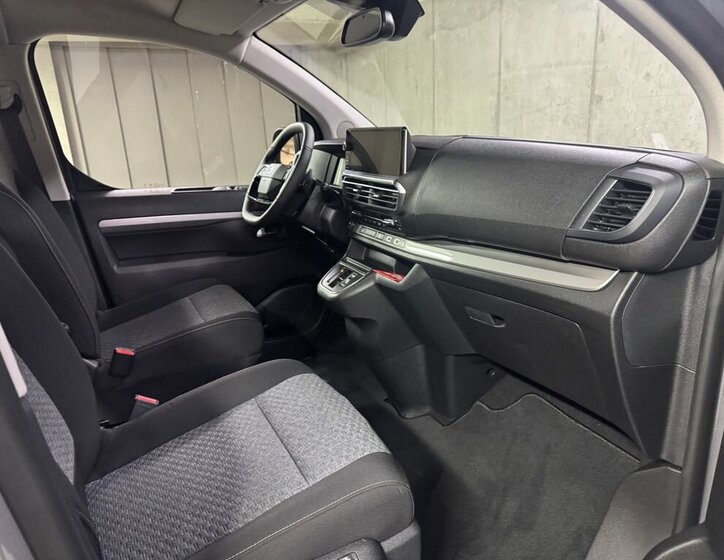 Toyota ProAce Verso 13