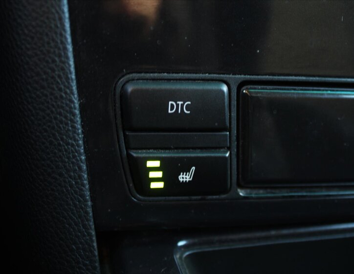 BMW Řada 5 Kombi 3,0 l 145 kw