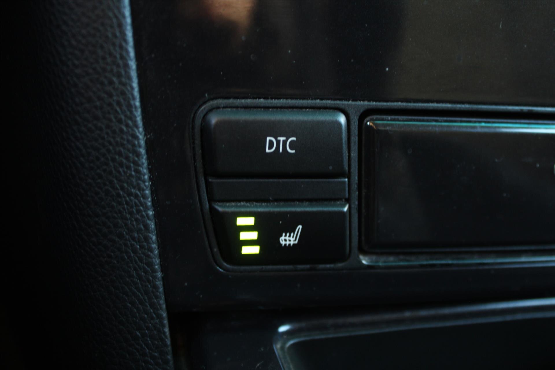 BMW Řada 5 Kombi 3,0 l 145 kw