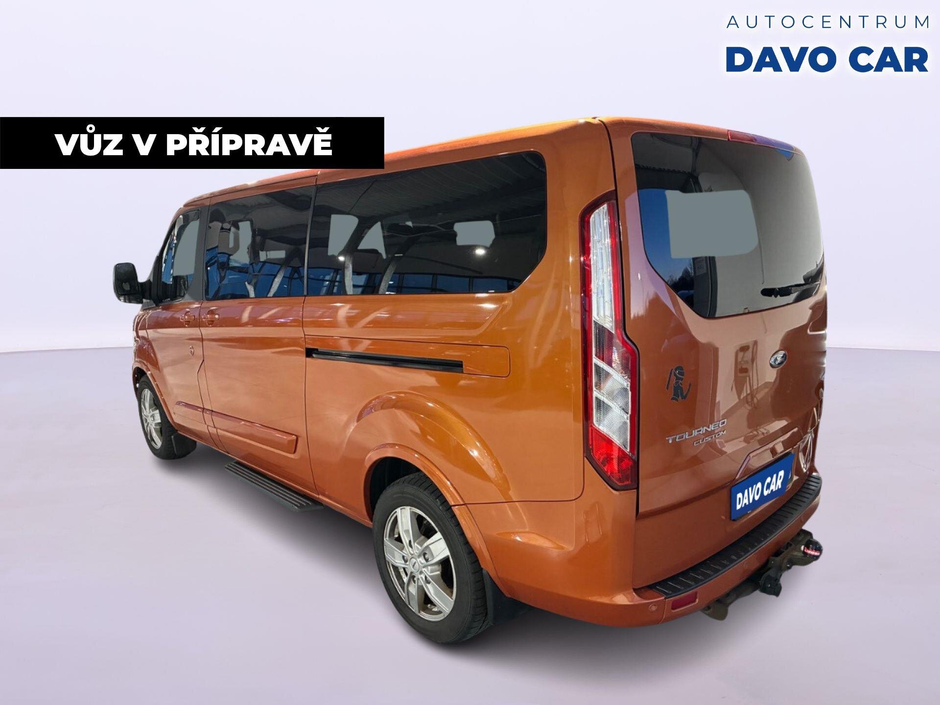 Ford Tourneo Custom VAN / Minibus 2,0 l 136 kw