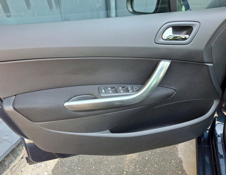 Peugeot 308 Kombi 1,6 l 88 kw