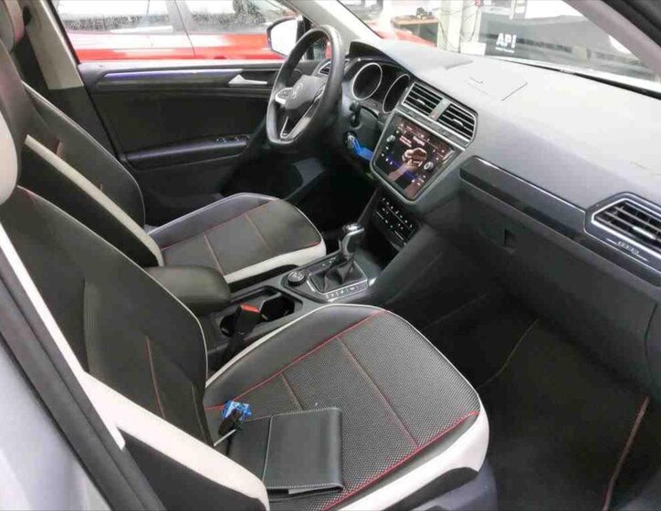 Volkswagen Tiguan SUV / Terénní 2,0 l 110 kw