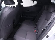 Toyota C-HR 13