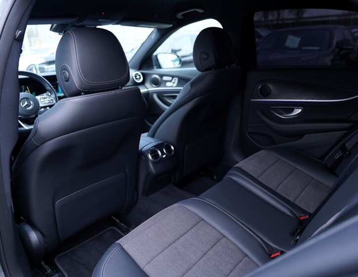 Mercedes-Benz Třídy E Sedan 2,0 l 143 kw