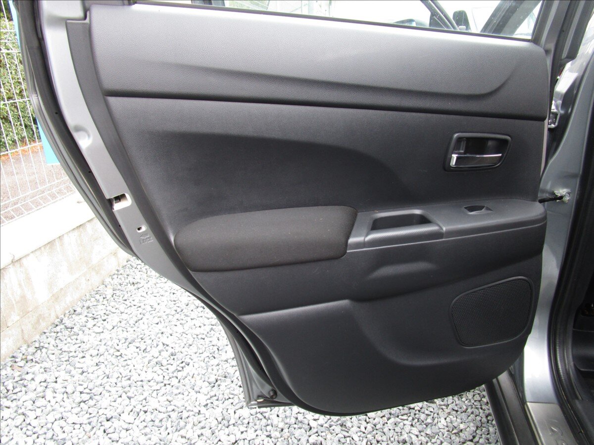 Mitsubishi ASX SUV / Terénní 1,6 l 86 kw