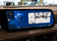 Chevrolet Suburban SUV / Terénní 6,2 l 313 kw