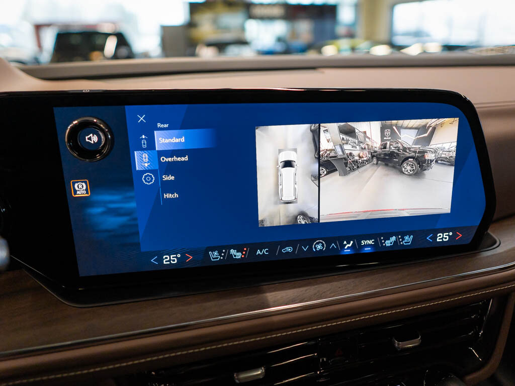 Chevrolet Suburban SUV / Terénní 6,2 l 313 kw